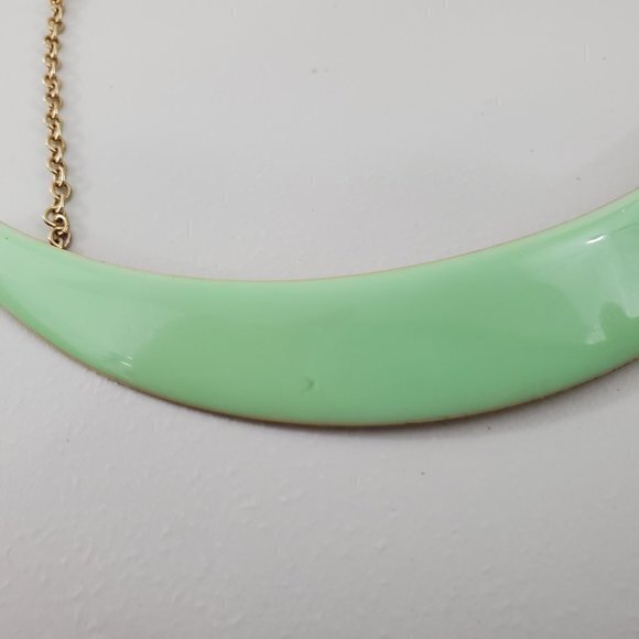 Green Necklace Crescent Statement Chain Gold Tone‎ - Picture 5 of 8